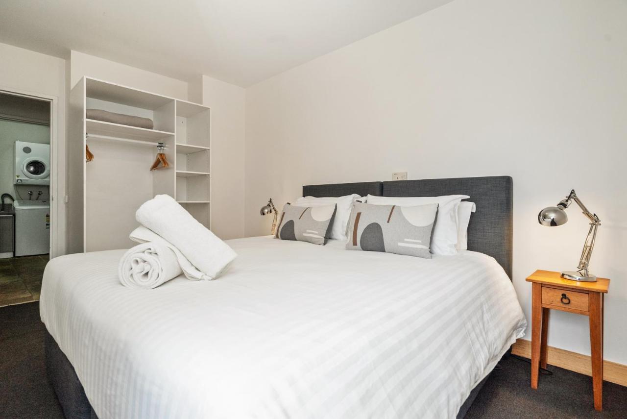 Alpine Woodsmoke Apartments Falls Creek Room photo